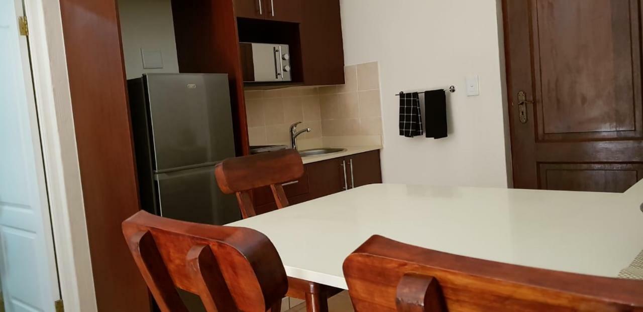 Ocean View Villas Unit G07 Port Edward Luaran gambar